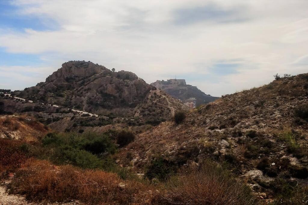 Apartament Modern Flat At Garbinet With Wifi Alicante Zewnętrze zdjęcie